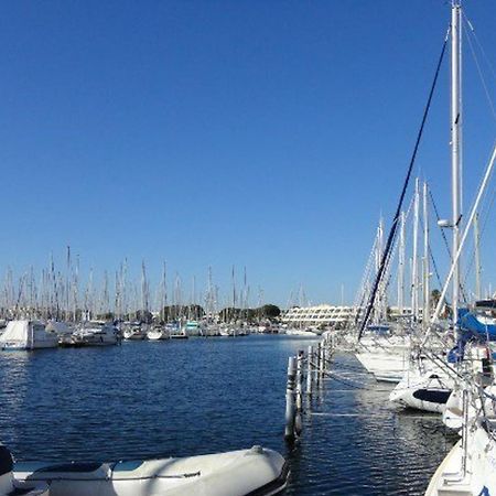Maison P2 Mezzanine, Terrasse, Proche Plage Et Commerces, Parking Securise Au Grau-Du-Roi - Fr-1-307-142 ル・グロー・デュ・ロワ エクステリア 写真