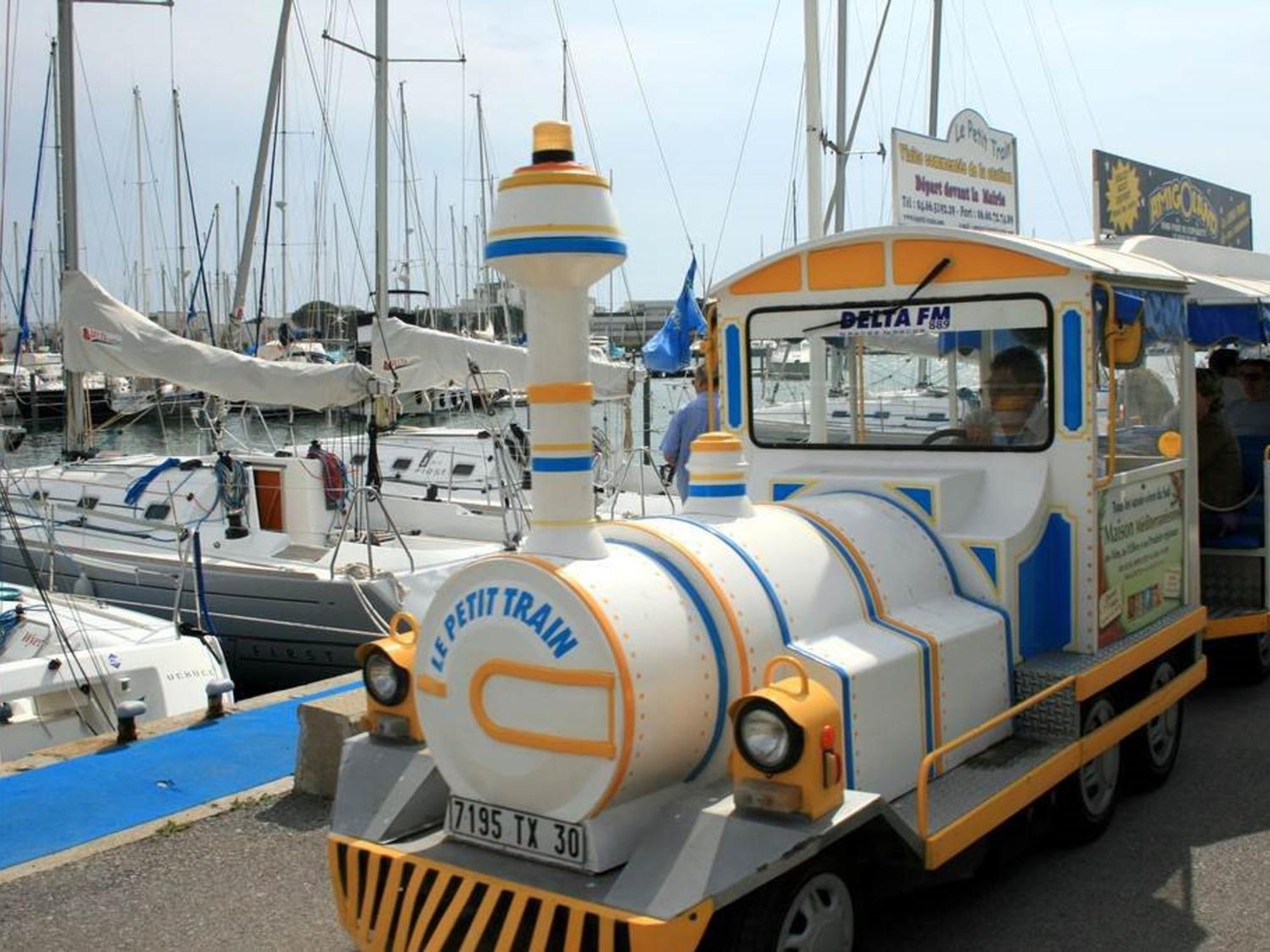 Maison P2 Mezzanine, Terrasse, Proche Plage Et Commerces, Parking Securise Au Grau-Du-Roi - Fr-1-307-142 ル・グロー・デュ・ロワ エクステリア 写真
